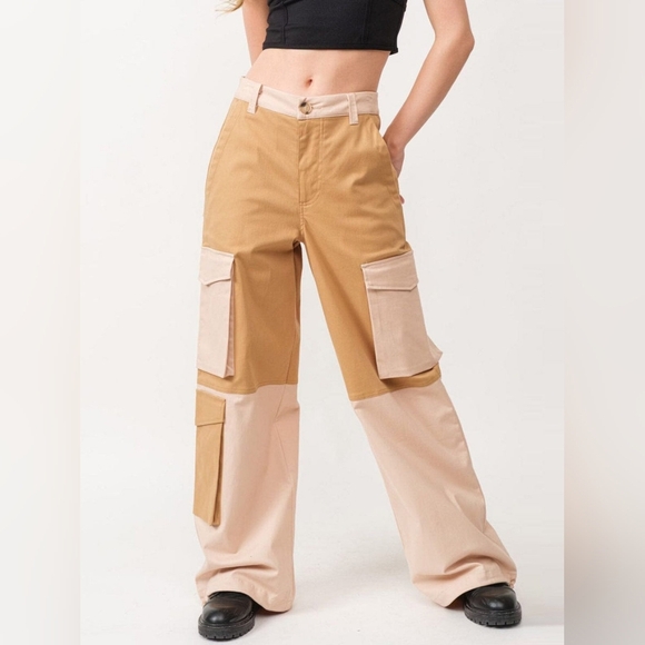 Boutique Patchwork Utility Cargo Pants in Taupe and Cream - Picture 9 of 15